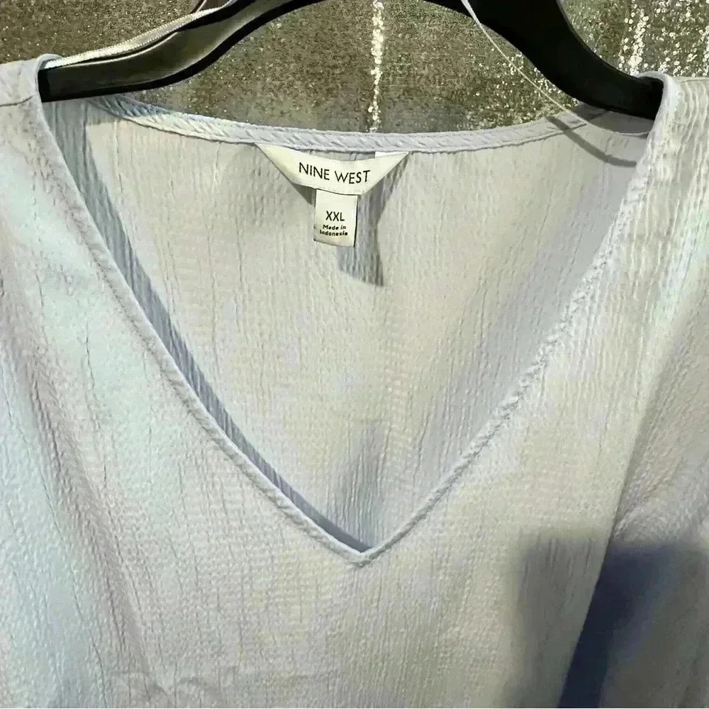 Nine West Women's Light Blue Puff‎ Sleeve Babydoll Blouse - Picture 12 of 12